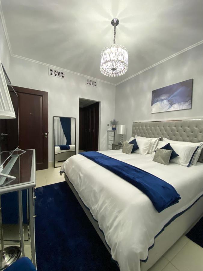 Lux Burj Views -Boulevard -Prime Location Downtown ดูไบ ภายนอก รูปภาพ